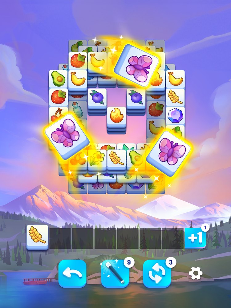 3つのチョウのタイルがそろって光る、湖と山のステージ（App Storeの紹介画像）